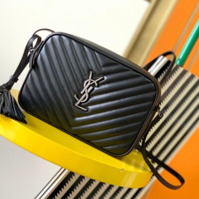 超A貨YSL聖羅蘭包包 lou絎縫皮革相機袋 Saint Laurent Monogram肩背袋 黑色銀扣