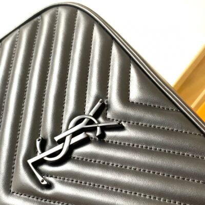 超A貨YSL聖羅蘭包包 lou絎縫皮革相機袋 Saint Laurent Monogram肩背袋 黑色黑扣