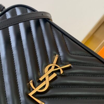 超A貨YSL聖羅蘭包包 lou絎縫皮革相機袋 Saint Laurent Monogram肩背袋 黑色金扣