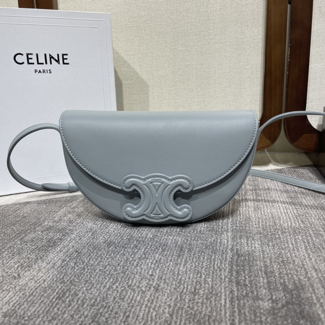 celine202403281100001.jpg 原單高仿Celine賽琳 Basace凯旋门 光滑小牛皮Besace Cuir Triomphe手袋 斜揹包 灰藍