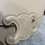 原單高仿Celine賽琳 Basace凯旋门 光滑小牛皮Besace Cuir Triomphe手袋 斜揹包 卡其