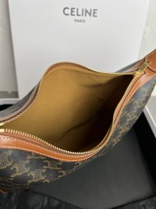 A貨名牌包Celine賽琳 HELOISE CUIR TRIOMPHE 柔軟牛皮革手袋單肩包標誌印花