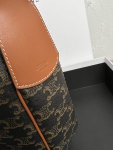A貨名牌包Celine賽琳 HELOISE CUIR TRIOMPHE 柔軟牛皮革手袋單肩包標誌印花