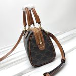 1比1復刻名牌包Celine賽琳 標誌印花及牛皮革CUIR TRIOMPHE小型波士頓手袋