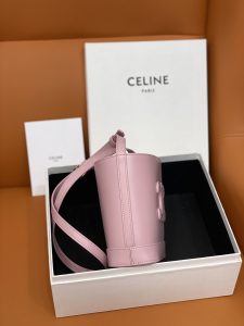 原單復刻Celine賽琳包 CUIR TRIOMPHE 牛皮水桶包小型BUCKET手袋 粉红