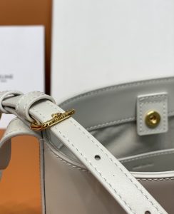 原單復刻Celine賽琳包 CUIR TRIOMPHE 牛皮水桶包小型BUCKET手袋 白色