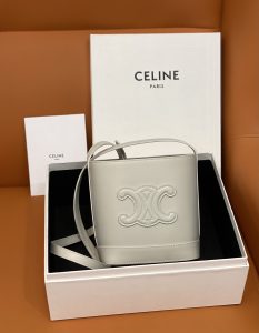 原單復刻Celine賽琳包 CUIR TRIOMPHE 牛皮水桶包小型BUCKET手袋 白色