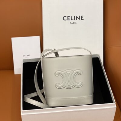 原單復刻Celine賽琳包 CUIR TRIOMPHE 牛皮水桶包小型BUCKET手袋 白色