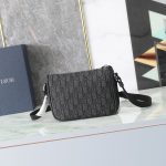 精緻高端 DIOR 高仿包包 新品單肩包斜挎包