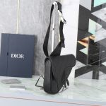 高仿包包 DIOR 一比一 男士馬鞍包單肩包