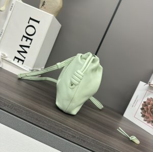 loewe羅意威超A貨手拿包 新款迷你納帕羊皮革 Flamenco Purse 手拿包 春玉色