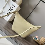 loewe羅意威高仿A貨包包 經典牛皮革Hammock hobo手袋 粘土綠