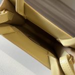 loewe羅意威原單A貨高仿包包 Standard A5 Tote手袋 黃油色
