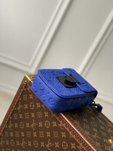 M82568S-Lock Vertical 迷你手袋lv高仿女單肩包