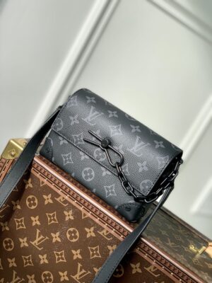 lv超a貨pttM81783尺寸18x 11x 6.5cm 可調節簡帶單肩包