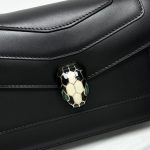 複刻名牌BVLGARI寶格麗包 Serpenti Forever 鏈帶斜揹包手袋 黑