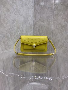 高仿名牌包BVLGARI寶格麗 Serpenti Forever East-West 肩包斜揹包 黃色