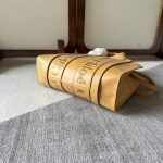 一比一複刻Chloe蔻依包 飾Chloé標識刺繡 Woody光滑全皮質小牛皮托特包