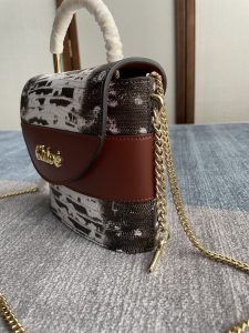 高仿包包Chloe蔻依 鱷魚壓紋 ABY LOCK手袋 鏈條鎖頭包 白色