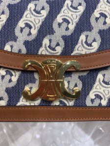 高仿品牌包Celine賽琳包包 凱旋門斜挎包 鎖釦印花CLASSIQUE TRIOMPHE手袋小號