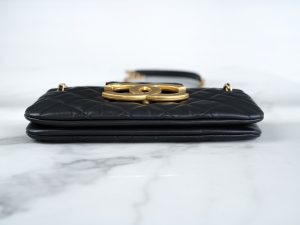 香奈兒 𝟐𝟒𝐂 超級好看 經典黑色雙C 一比一復刻法棍包女款單肩包腋下包