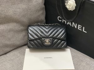 CF系列香奈兒內置芯片羊皮材質女款包包A貨精品