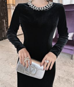 Chanel頂級高仿衣服2024新款連衣裙 定制面料