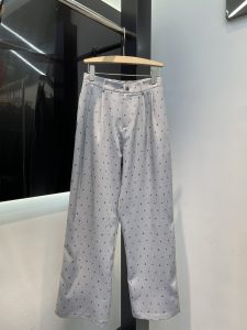 Chanel香奈兒頂級原單新款logo直筒款女款