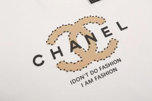 CHANEL 非常好看新品香奈兒一比一原單圓領短袖T恤