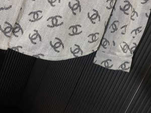 頂級原單A貨香奈兒經典字母圖案情侶款薄外套襯衣