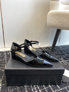 非常好看的一款專櫃同步香奈兒原單鞋尖頭鞋休閒平底鞋