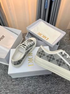 太精美了 DIOR 高端牛貨 1:1復刻鞋子 休閒鞋
