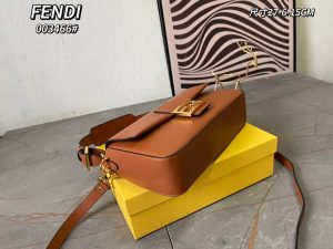 專櫃同步升級版芬迪法棍包aguette包新品