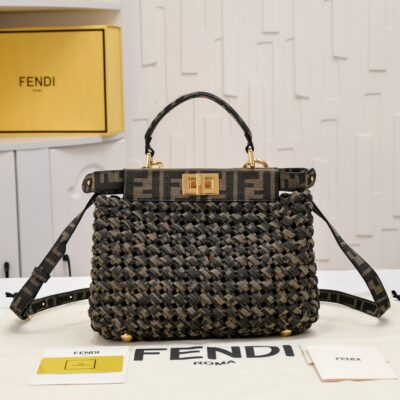7715Fendi高仿新品peekaboo手袋經典新品專櫃同步
