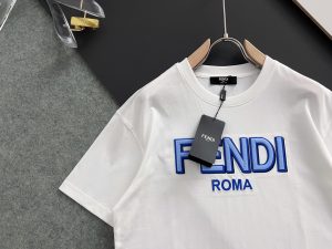 頂級專櫃同步可批發零售fendi芬迪原單衣服 圓領短袖T恤