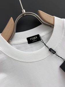 芬迪2024短袖T恤印花logo圓領T恤男原單高仿衣服