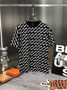 前衛設計 經典翻領Polo衫 芬迪一比一原單衣服