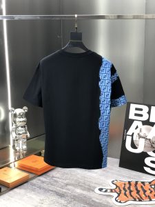 太帥氣的撞色印花芬迪FENDI2024新品高仿圓領T恤衫男