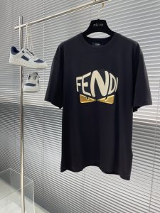 原單衣服FENDI2024春夏新品圓領短袖T恤黑色