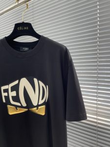 原單衣服FENDI2024春夏新品圓領短袖T恤黑色