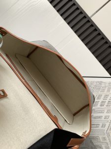 1比1高仿GOYARD高雅德包 Goyardine帆布 CAPETIEN 郵差包 黑棕