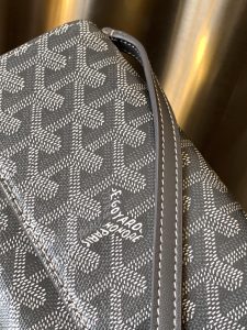 原單一比一GOYARD高雅德錢包 VARENNE 錢包單肩包 灰色