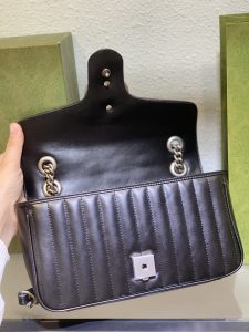 443497獨特設計經典黑色Gucci高仿斜跨包肩背包單肩包女款