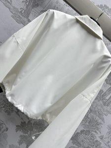 Gucci頂級一比一衣服刺繡外套白色