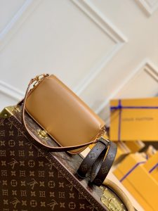 LV 高仿精品網站 2024新品單肩包 手提包 棕色