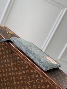 M82313 精品A貨 Pochette To-Go 路易威登 手提包 男女可用