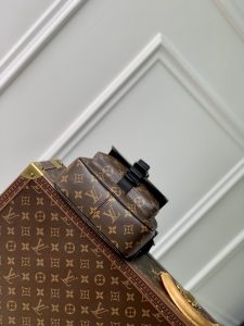 M46973 lv Quest 高仿精品包包書包