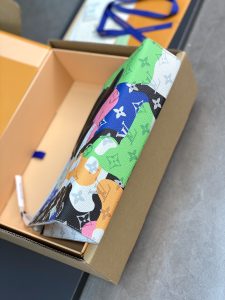 POCHETTE VOYAGE Pochette Voyage 頂級高仿手拿包 錢包