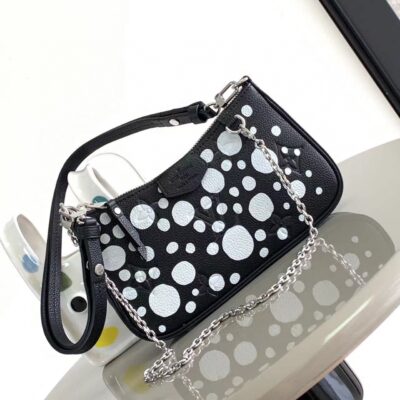 M81908 LV原單復刻單肩包手提包  Easy Pouch On Strap