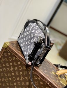 M21460高仿LV新品 Side Trunk 手袋 單肩包
